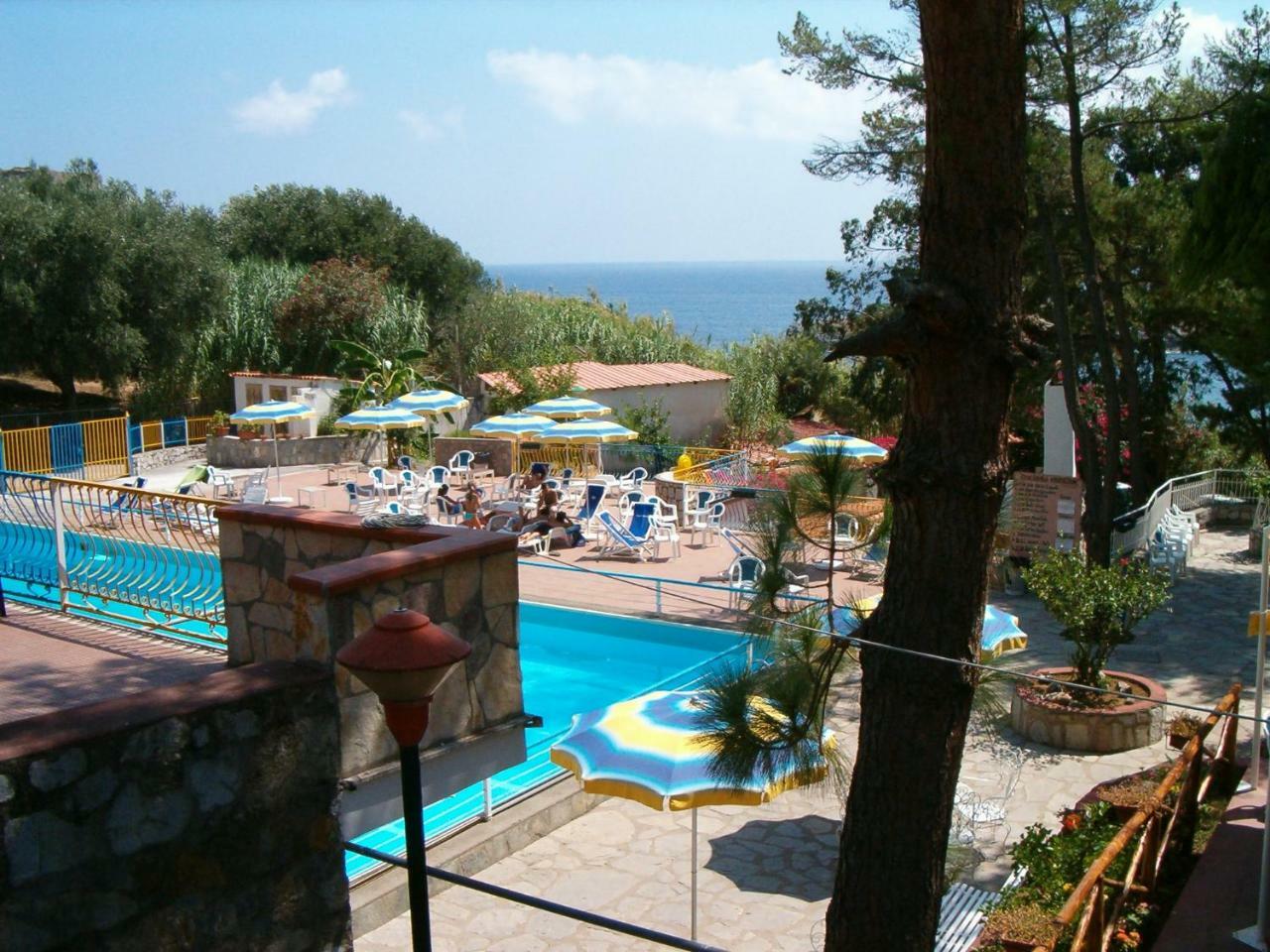 Residence Villamarina Marina di Camerota Eksteriør bilde